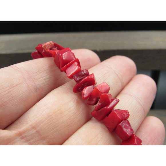 7" Sterling Silver Red Dyed Shell Chip Bracelet Vintage Elegant Beautiful - Picture 3 of 6
